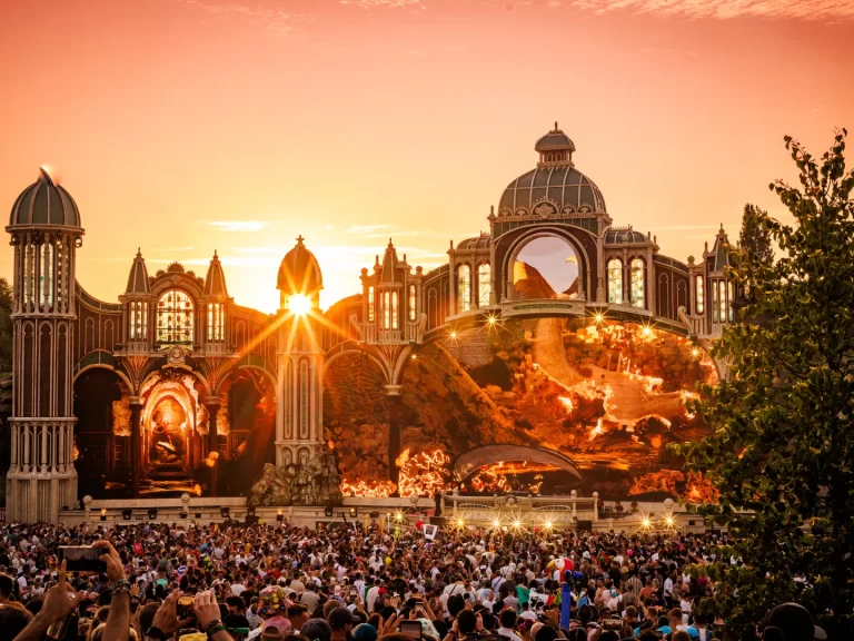 Tomorrowland Thailand 2026 Sees Over 300,000 Pre-Registrations for Debut Event