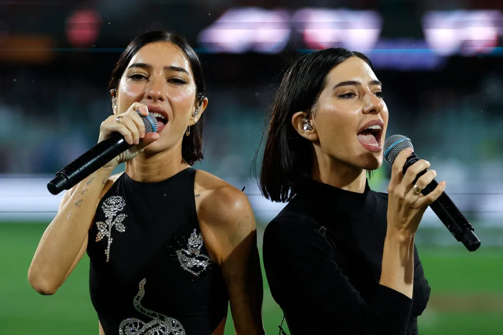 The Veronicas Cover Sombr’s ’12 to 12′ for triple j’s Like A Version
