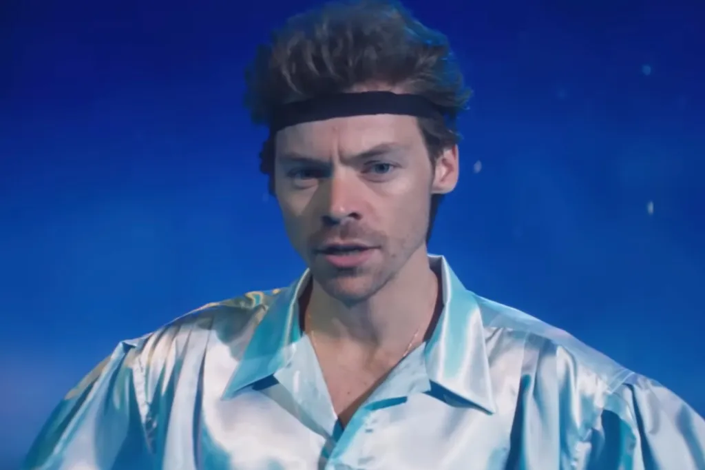 Harry Styles Appears in St. Patrick’s Day ‘SNL’ Sketch