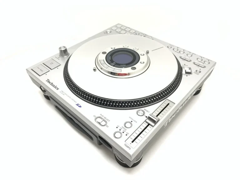 Throwback Thursday: The Technics SL-DZ1200 — Beautiful, Ambitious, and a Little Broken