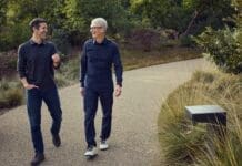 Tim Cook Steps Down as CEO of Apple After 15 Years