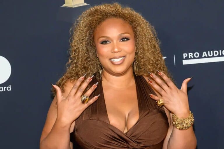 Lizzo Edits Chris Brown Video Dissing Zara Larsson to Promote ‘Bitch’