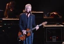 Fleetwood Mac’s Lindsey Buckingham Attacked by Woman: Law Enforcement