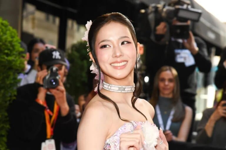BLACKPINK’s JISOO Says Debut Solo Album Will Showcase a ‘Wider Range’