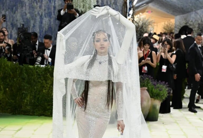 BLACKPINK’s LISA: Met Gala 2026 Costume Transformation Video