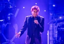 Barry Manilow Postpones May Las Vegas Shows Amid Cancer Recovery