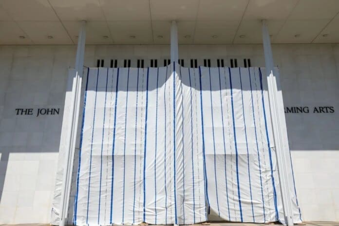 kennedy-center-building-tarp-june-13-2026-billboard-1800.jpg