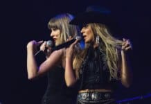 Taylor Swift, Lainey Wilson ‘Love Story’ Duet Surprises at TEU: Videos