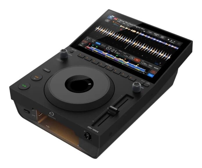 CDJ-1500X_prm_angle_260611-scaled.jpg