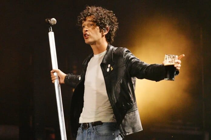 matty-healy-glastonbury-2025-1800.jpg