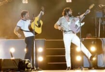 Niall Horan, Thomas Rhett Cover Ella Langley’s ‘Choosin’ Texas’ Live