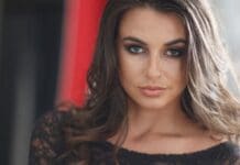 Angela Chambers shares atmospheric rendition of “Everybody’s Talkin”