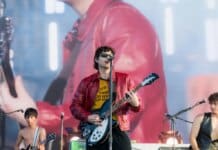 5SOS Joins Sombr at Lollapalooza & Covers Katy Perry’s ‘Teenage Dream’