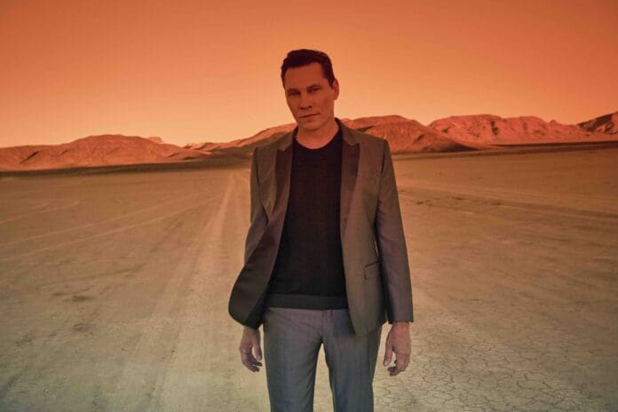 Tiesto-Press-Photo-Photo-Credit_-Beau-Grealy-scaled.jpeg