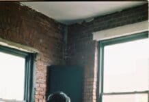 Madeleine McQueen finds warmth in the details on new single “Viewfinder”