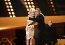 Kelly Clarkson Shares Post-Divorce Moment With Dolly Parton