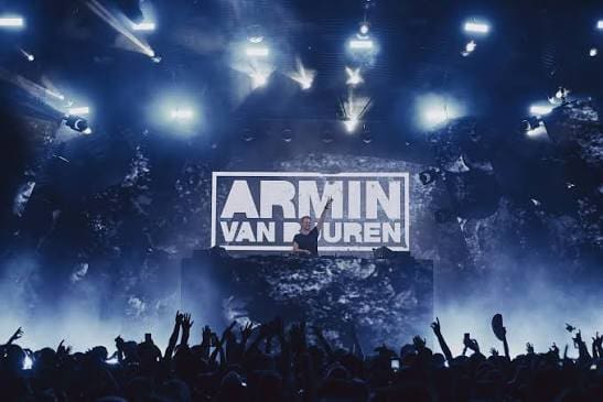 armin-van-buuren-in-ibiza.jpg