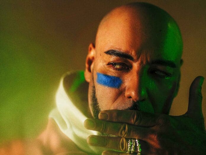 Press-photo-2-Roger-Sanchez-c-Haris-Nukem_11zon.jpg