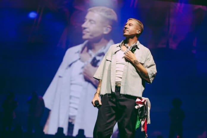 macklemore-free-palestine-zoe-rain-billboard-1800.jpg